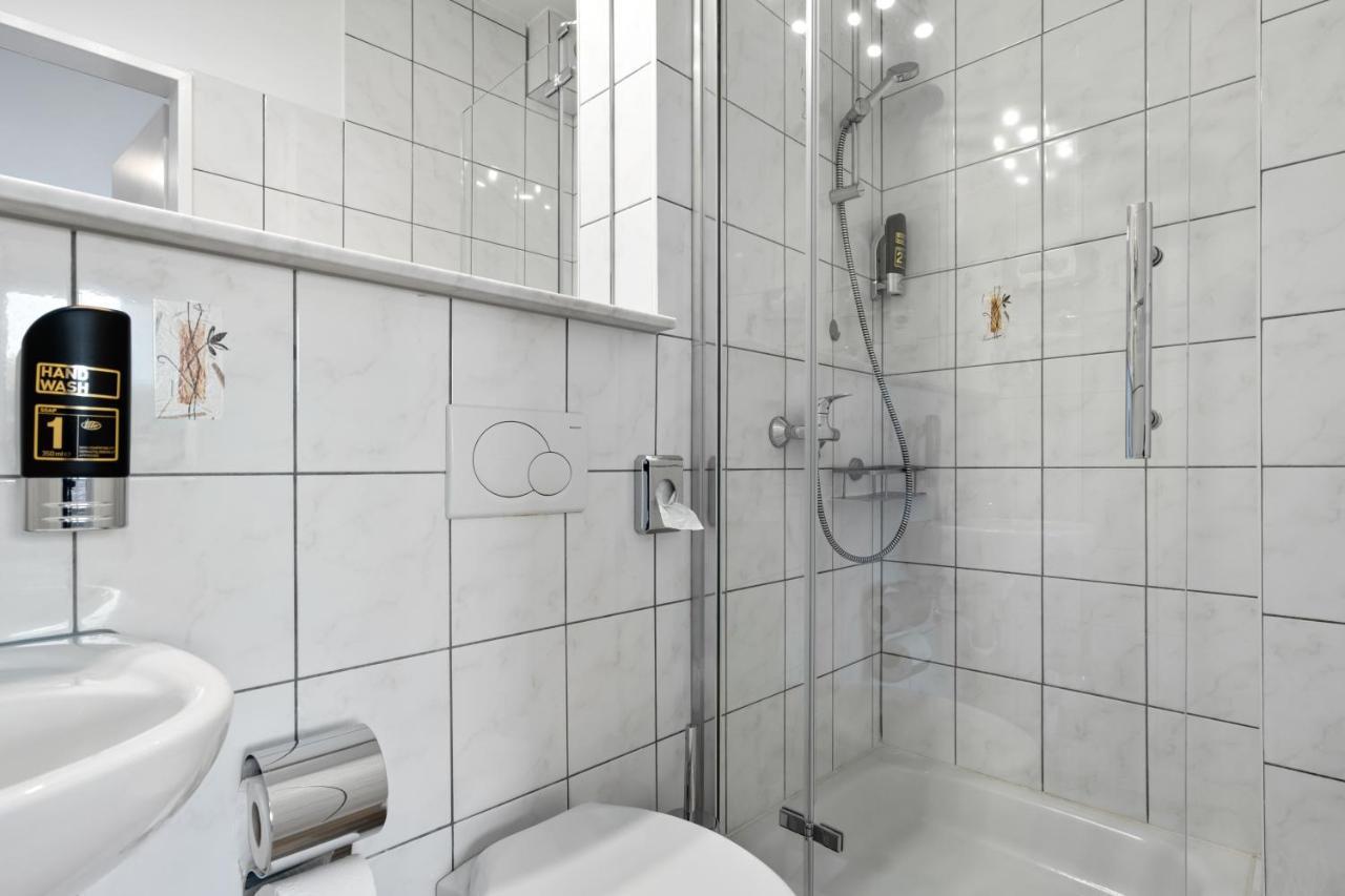 Apartment 4, Direkt Am Bahnhof Ахен Экстерьер фото